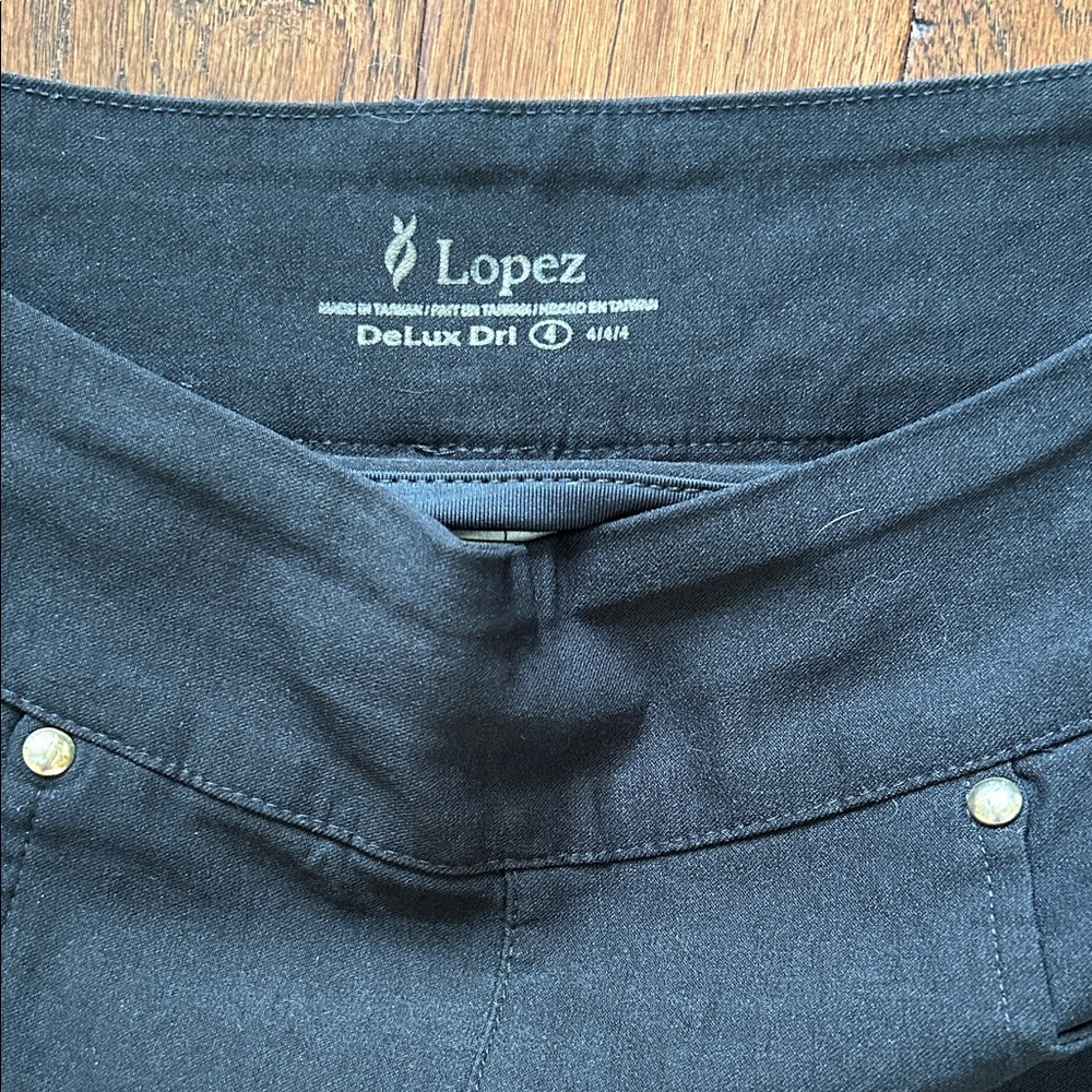Golf Skort (4) and Sleeveless Polo (M) Black and White Lopez EP PRO - Picture 8 of 15